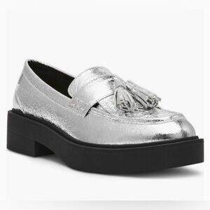 STEVEN NEW YORK Beryn Platform Kiltie Tassel Loafer Silver Women’s size 6 New